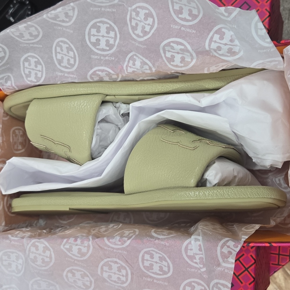 Tory Burch Double T Sport Slide Tumbled Leather - Picture 4 of 11